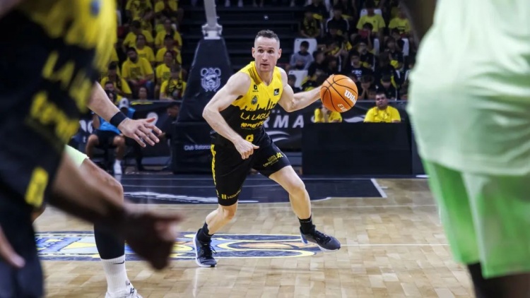  NBA初代老六，42歲進(jìn)入生涯巔峰？！