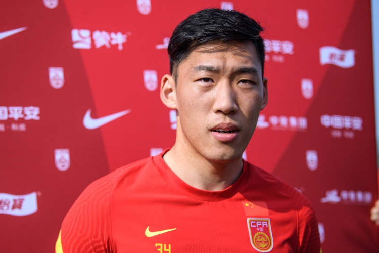  北青體育：朱辰杰是否以“面具人”形象出戰(zhàn)18強賽，仍需多方溝通