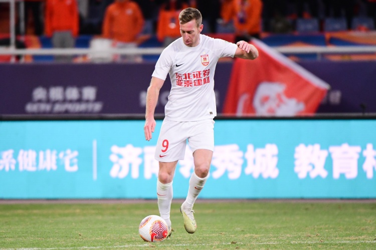  熱身賽：長春亞泰2-1青島海牛 貝里奇、奧莫伊胡安弗破門???