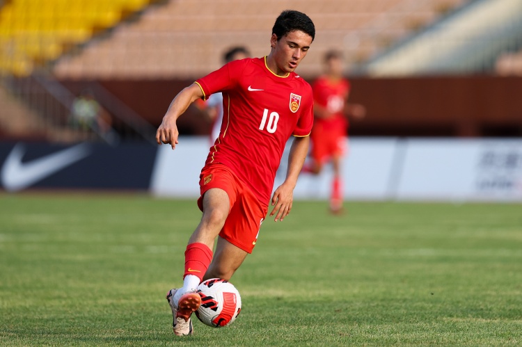  足球報(bào)：U17國足集結(jié)開訓(xùn)，將與07年齡段精英隊(duì)進(jìn)行兩場熱身賽